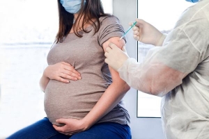 Μελέτη δείχνει ότι το εμβόλιο κατά του HPV προστατεύει τις εμβολιασμένες - και τις μη εμβολιασμένες - γυναίκες