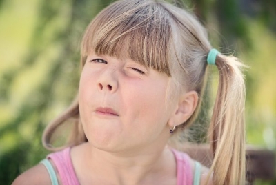 Τικ – Καθ΄εξιν κινήσεις